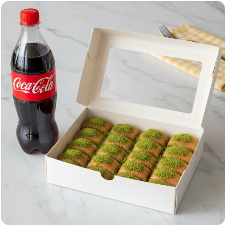 1000 Gr Fıstıklı Baklava 1 Litre Cola Uşak pasta